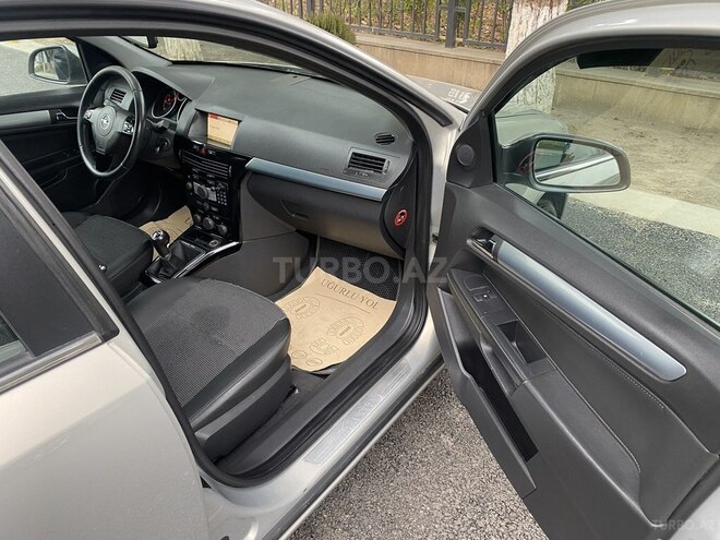 Opel Astra 2009, 278,550 km - 1.3 л - Bakı
