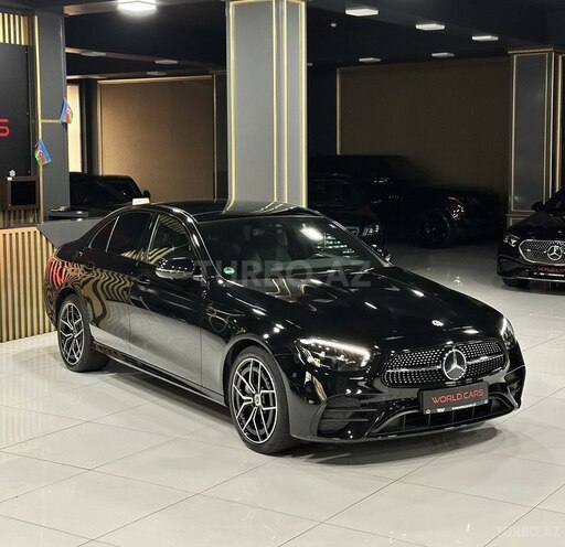 Mercedes E 300 de-3