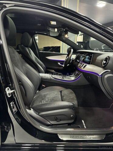Mercedes E 300 de-14