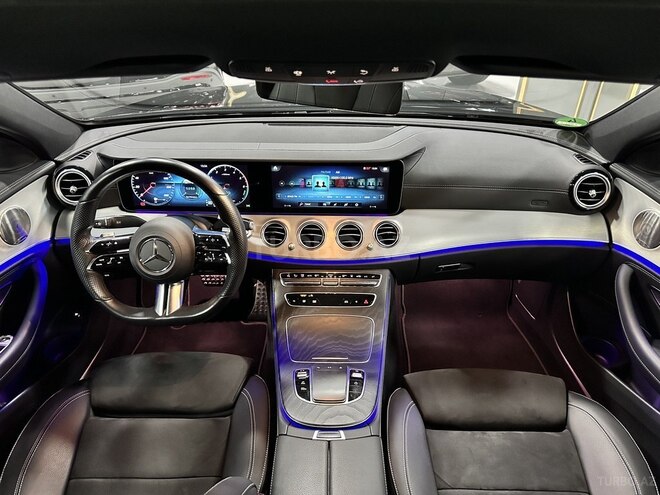 Mercedes E 300 de-16