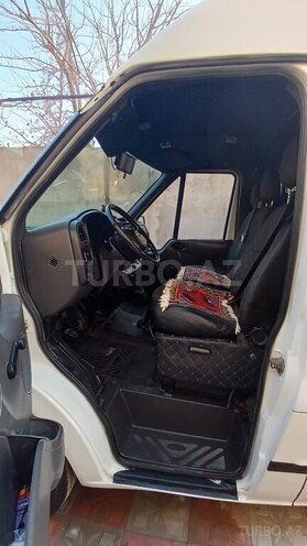 Ford Transit 2001, 300,000 km - 2.4 l - Bakı
