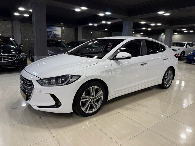 Hyundai Elantra 2016, 180,000 km - 1.6 л - Bakı