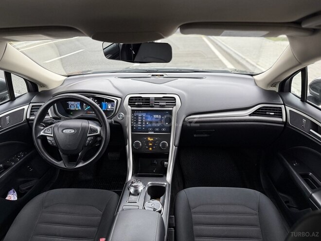 Ford Fusion (North America) 2018, 243,000 km - 2.0 l - Bakı