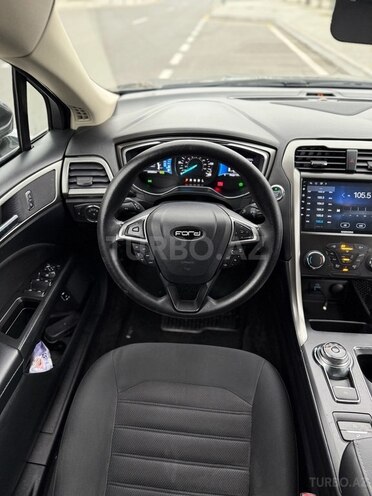 Ford Fusion (North America) 2018, 243,000 km - 2.0 l - Bakı