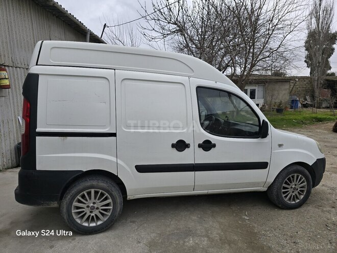 Fiat Doblo-4