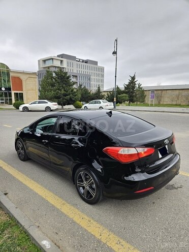 Kia Cerato-10