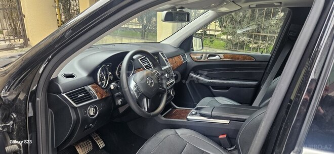 Mercedes ML 250 4MATIC 2015, 328,908 km - 2.2 l - Bakı