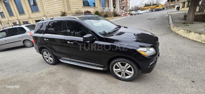 Mercedes ML 250 4MATIC 2015, 328,908 km - 2.2 l - Bakı