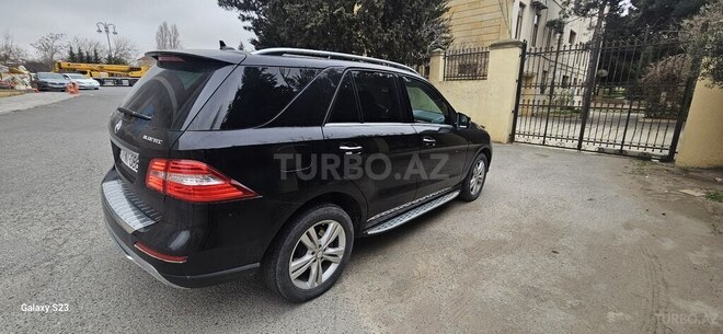 Mercedes ML 250 4MATIC 2015, 328,908 km - 2.2 l - Bakı