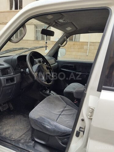 Mitsubishi Pajero io 2000, 240,000 km - 2.0 l - Bakı