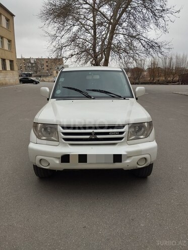 Mitsubishi Pajero io 2000, 240,000 km - 2.0 l - Bakı