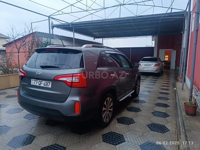Kia Sorento 2013, 223,000 km - 2.0 л - Biləsuvar