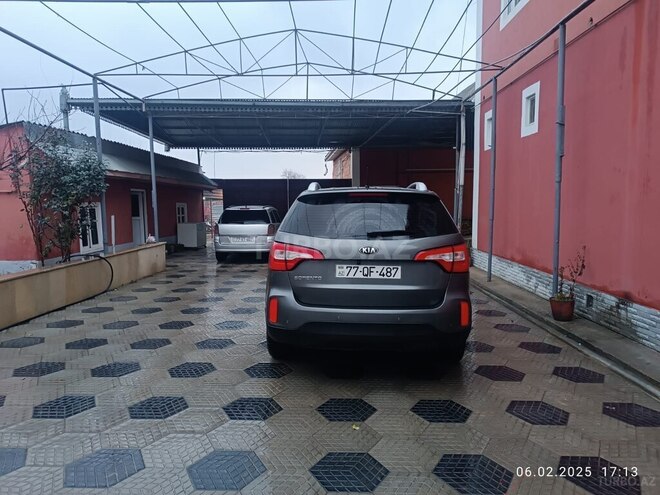 Kia Sorento 2013, 223,000 km - 2.0 л - Biləsuvar