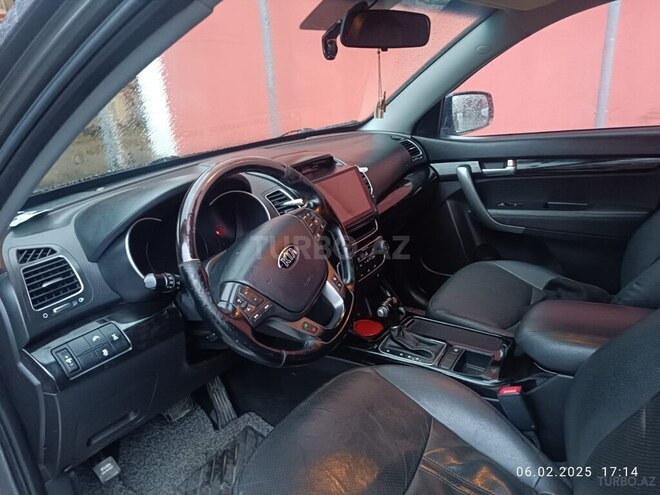 Kia Sorento 2013, 223,000 km - 2.0 л - Biləsuvar