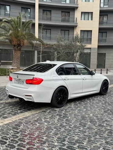 BMW 320-5