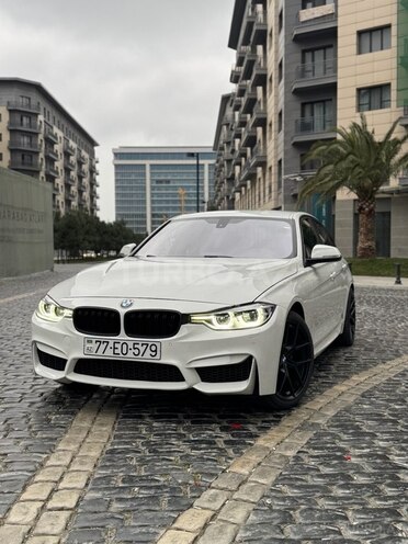 BMW 320-2