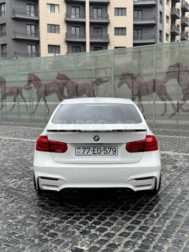 BMW 320-17