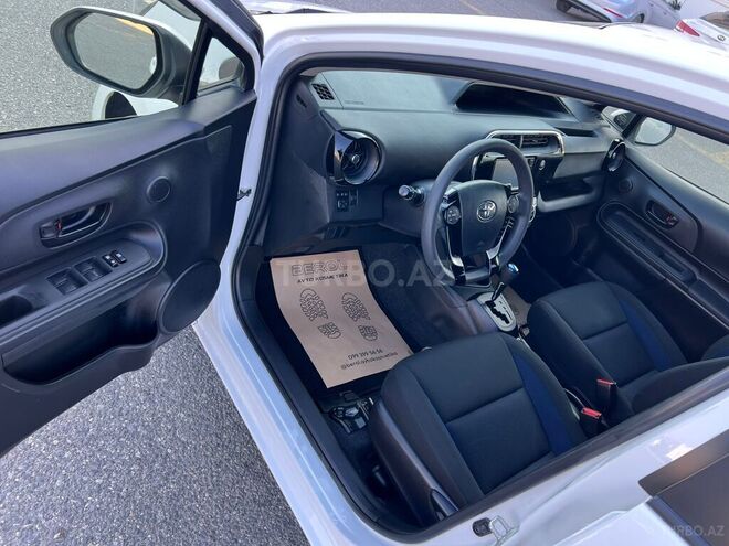 Toyota Aqua 2019, 143,000 km - 1.5 л - Bakı
