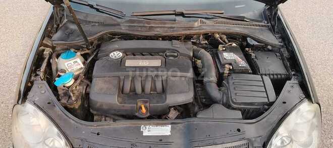 Volkswagen Jetta-11