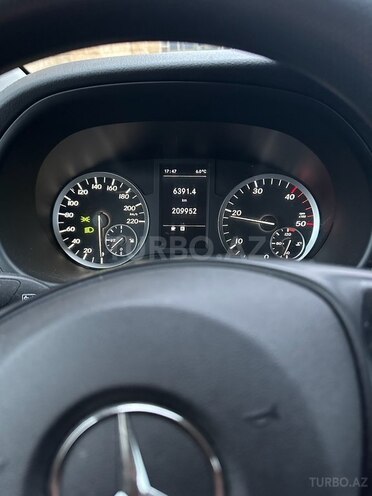 Mercedes Vito 2018, 210,000 km - 1.6 l - Sumqayıt
