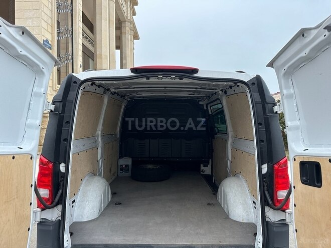 Mercedes Vito 2018, 210,000 km - 1.6 l - Sumqayıt
