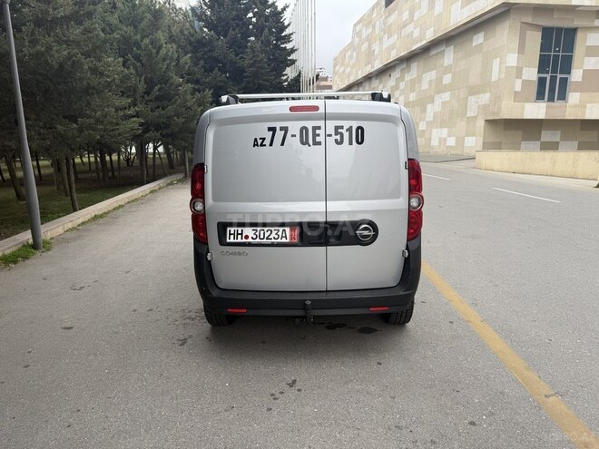 Opel Combo-9