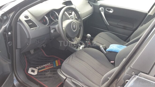 Renault Megane-9