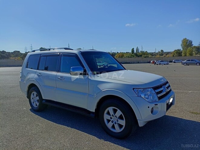 Mitsubishi Pajero 2009, 200,000 km - 3.0 l - Bakı