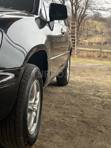 Lexus RX 300 2002, 164,231 km - 3.0 l - Tovuz