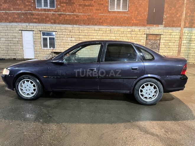 Opel Vectra 1996, 300,000 km - 2.0 l - Masallı