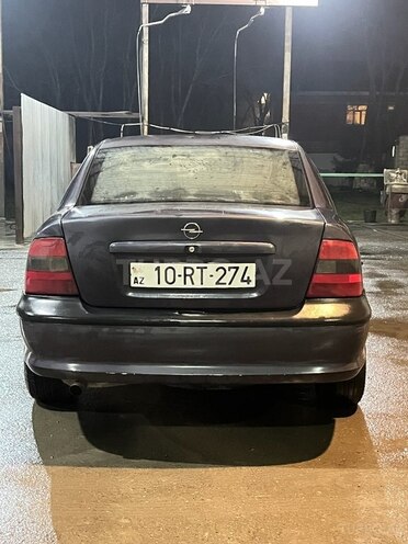 Opel Vectra 1996, 300,000 km - 2.0 l - Masallı