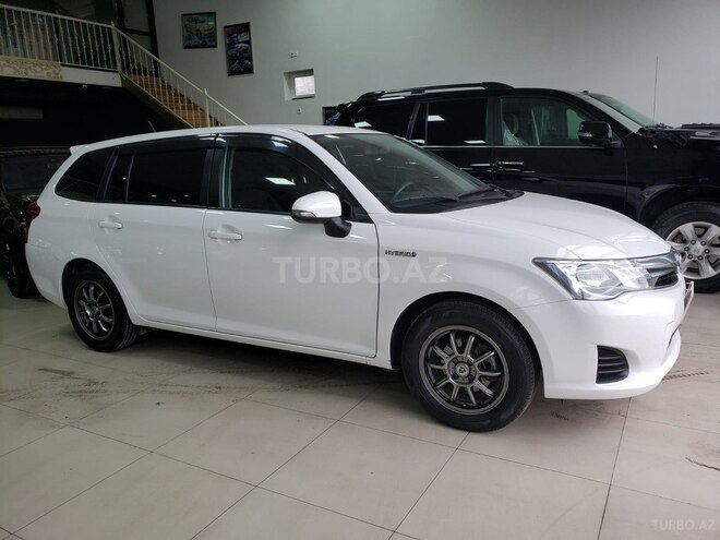 Toyota Corolla Fielder 2015, 177,500 km - 1.8 l - Bakı