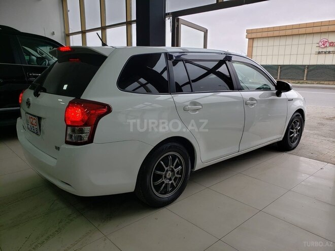 Toyota Corolla Fielder 2015, 177,500 km - 1.8 l - Bakı