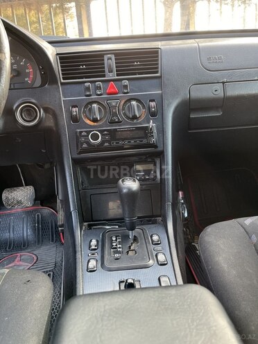 Mercedes C 220 d 2000, 556,000 km - 2.2 л - Sumqayıt