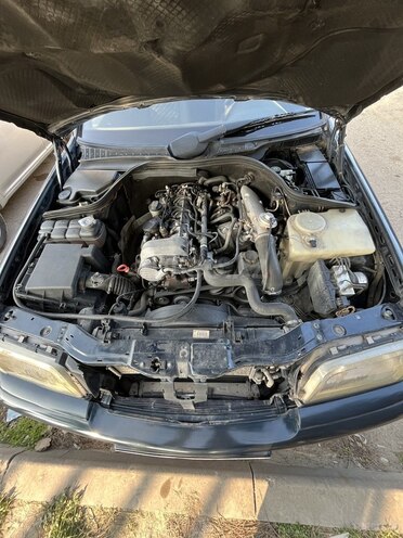 Mercedes C 220 d 2000, 556,000 km - 2.2 л - Sumqayıt