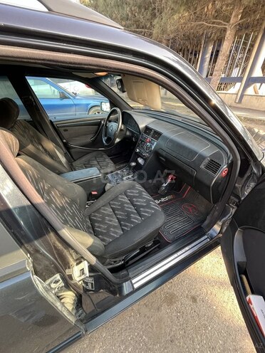 Mercedes C 220 d 2000, 556,000 km - 2.2 л - Sumqayıt