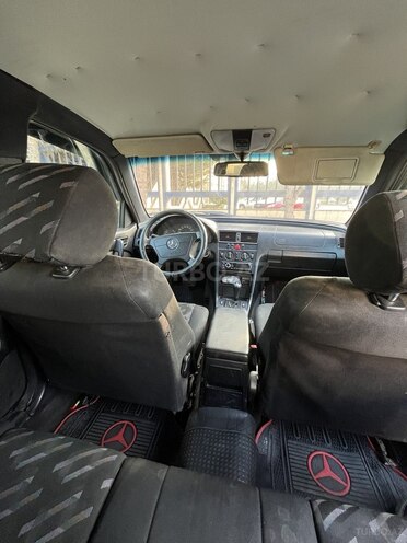 Mercedes C 220 d 2000, 556,000 km - 2.2 л - Sumqayıt