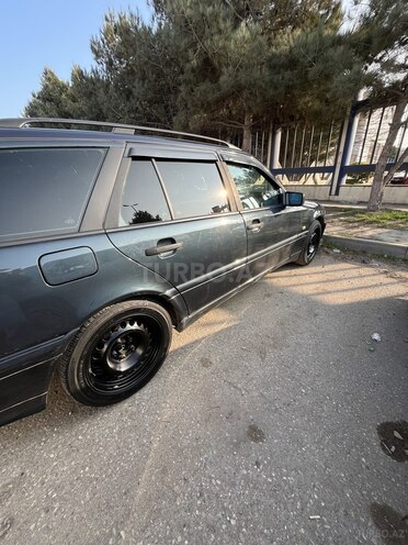 Mercedes C 220 d 2000, 556,000 km - 2.2 л - Sumqayıt