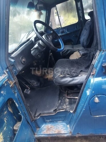 UAZ 469-9