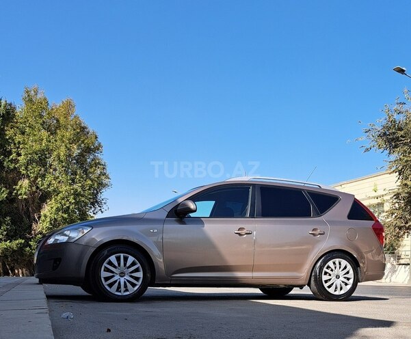 Kia Ceed 2008, 384,000 km - 1.6 l - Sumqayıt
