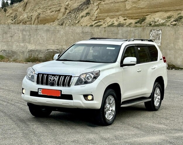 Toyota Land Cruiser Prado-4