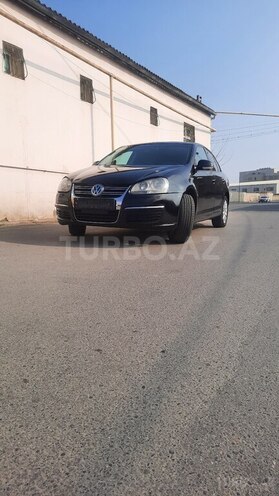 Volkswagen Jetta-8