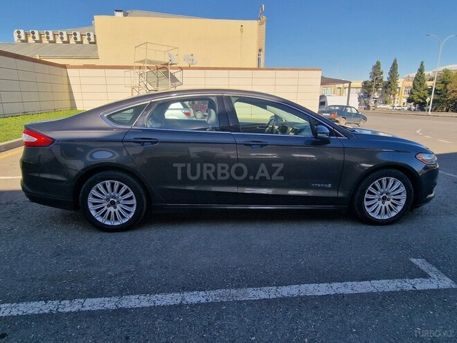 Ford Fusion (North America) 2015, 294,567 km - 2.0 l - Gəncə