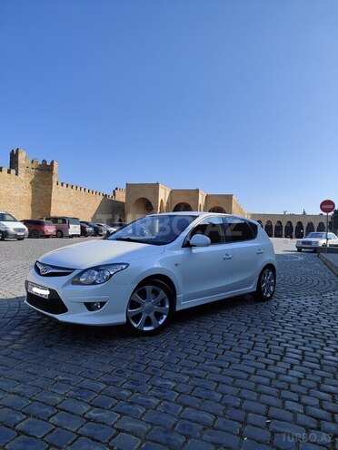 Hyundai i30 2010, 218,000 km - 1.6 l - Bakı