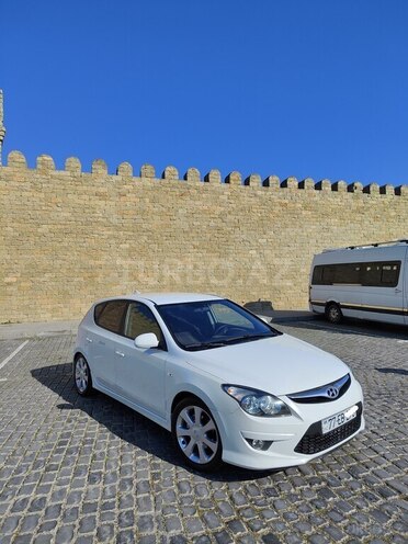 Hyundai i30 2010, 218,000 km - 1.6 l - Bakı