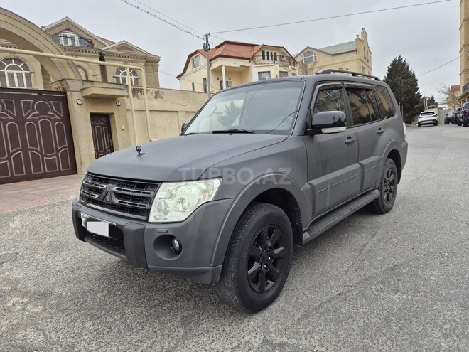 Mitsubishi Pajero 2010, 220,000 km - 3.5 л - Bakı