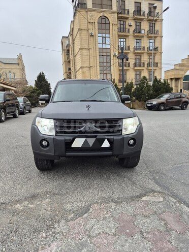 Mitsubishi Pajero 2010, 220,000 km - 3.5 л - Bakı
