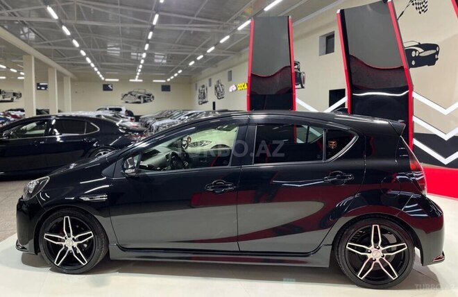 Toyota Aqua 2016, 37,000 km - 1.5 l - Sumqayıt