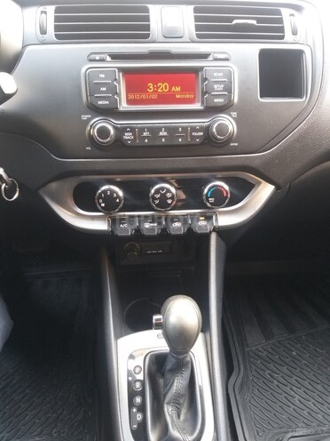 Kia Rio 2012, 132,000 km - 1.4 l - Bakı