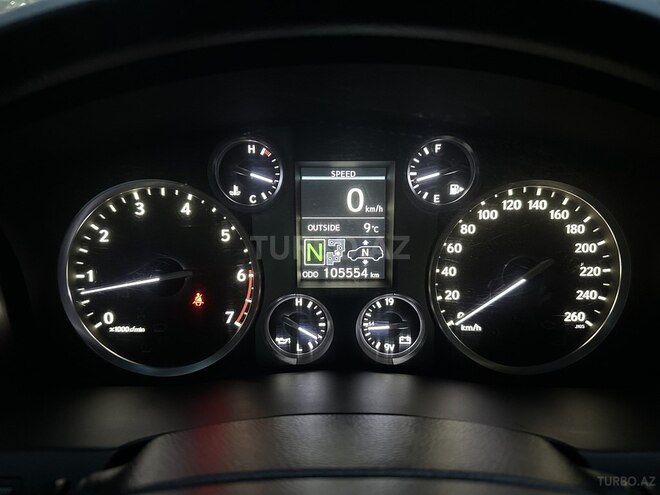 Lexus LX 570-14